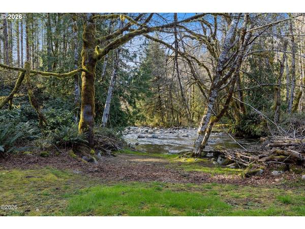 319 N BOULDER CREEK DR, Otis, OR 97368