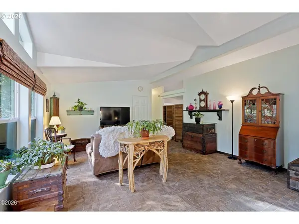 319 N BOULDER CREEK DR, Otis, OR 97368