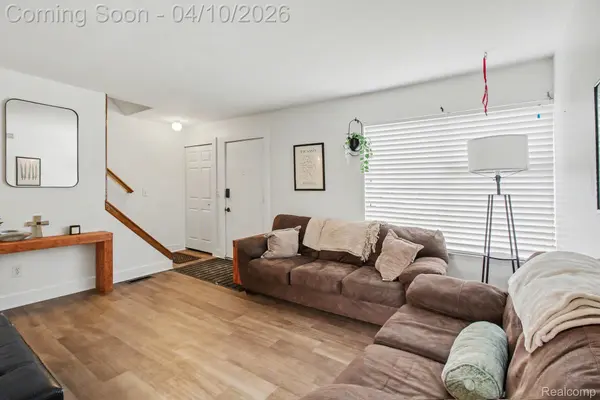 616 Rickett RD #118, Brighton, MI 48116