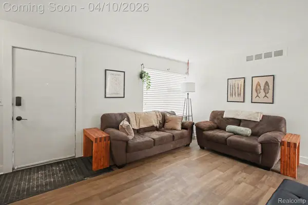 616 Rickett RD #118, Brighton, MI 48116