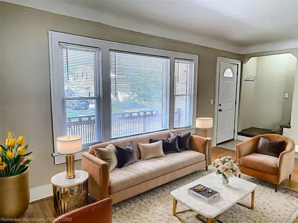 571 W Saratoga ST, Ferndale, MI 48220