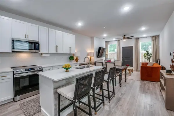 2325 Budd Street, Dallas, TX 75215