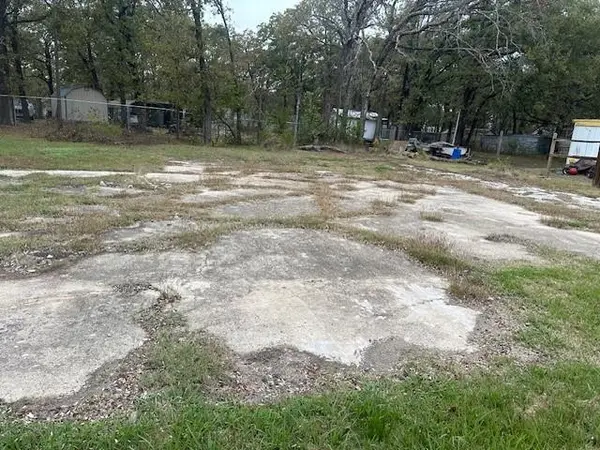 9884 Lake Shore Drive, Wills Point, TX 75169