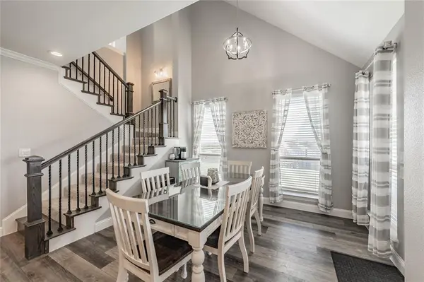 8208 Indian Hills Court, Benbrook, TX 76126