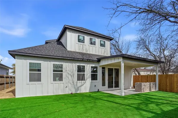 118 Willow Lane, Roanoke, TX 76262