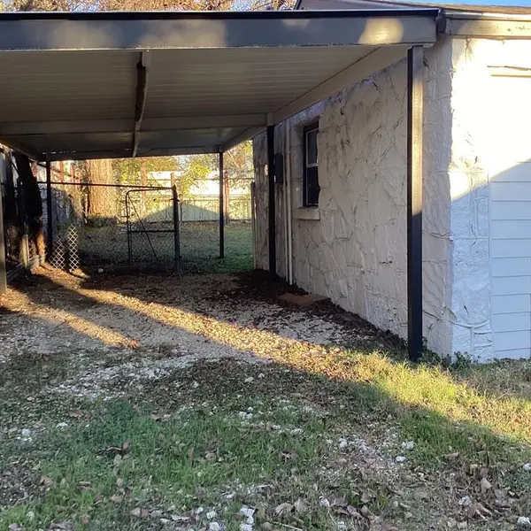 108 N Ash Street, Springtown, TX 76082