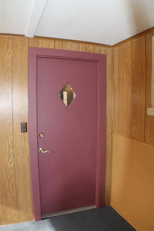 5233 Sam Houston, Log Cabin, TX 75148