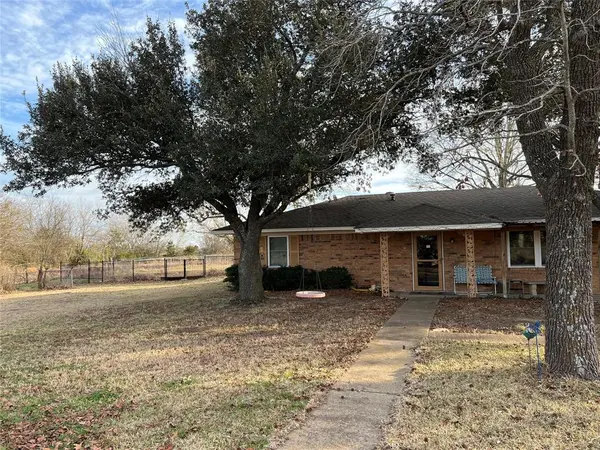 1053 MARY Street, Quinlan, TX 75474