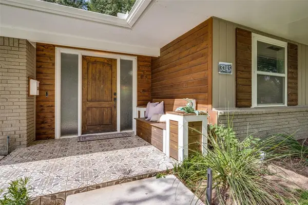3245 Latham Drive, Dallas, TX 75229