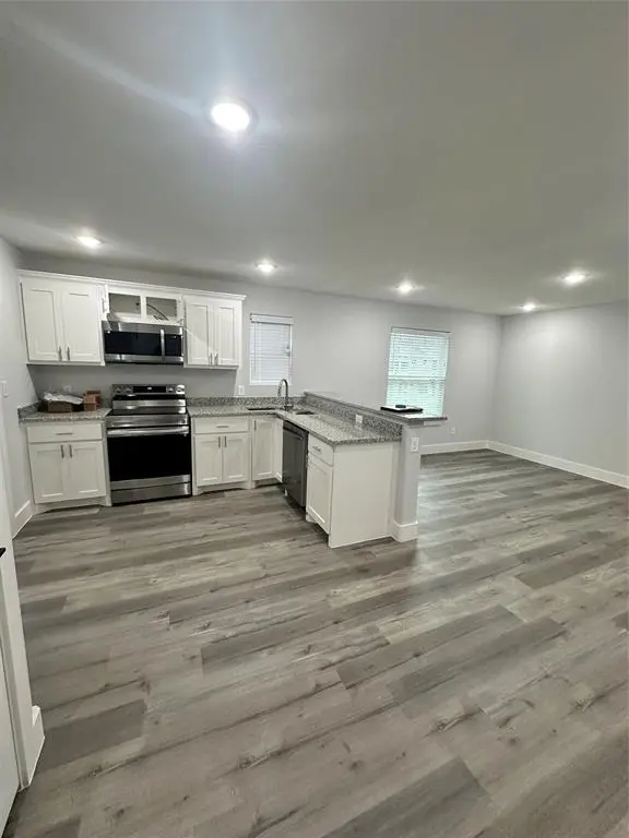 406 W 6th Street #1, Bonham, TX 75418