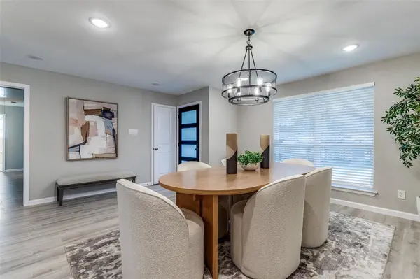 7709 El Pensador Drive, Dallas, TX 75248