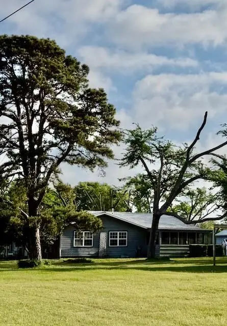 4782 N State Highway 19 N, Emory, TX 75440