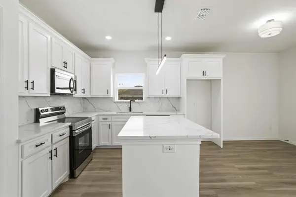 121 Loon Bay Drive, Gun Barrel City, TX 75156