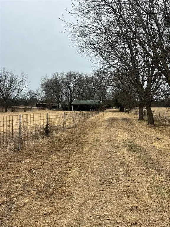 1655 E Fm 120, Denison, TX 75021