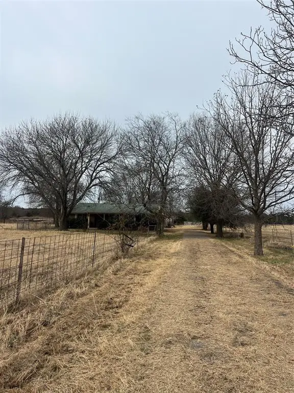 1655 E Fm 120, Denison, TX 75021