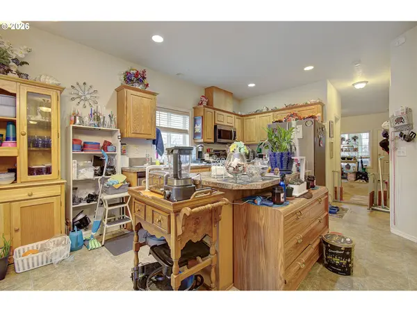 10601 NE 97TH CIR, Vancouver, WA 98662