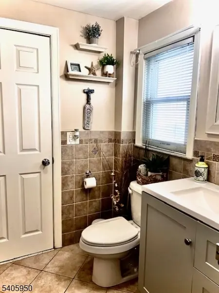 128 White Oak Ter, Belleville Twp., NJ 07109