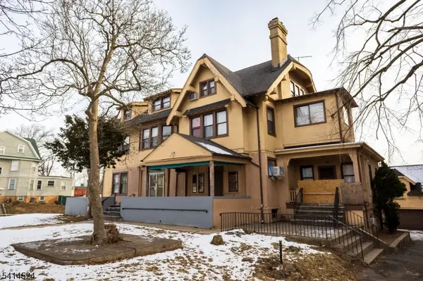 146 S Munn Ave, East Orange City, NJ 07018