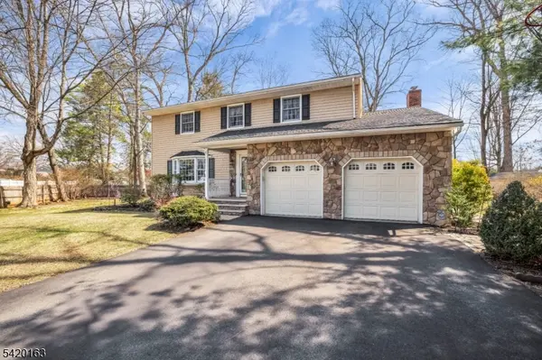 1 Sylvan Ct, Pequannock Twp., NJ 07444