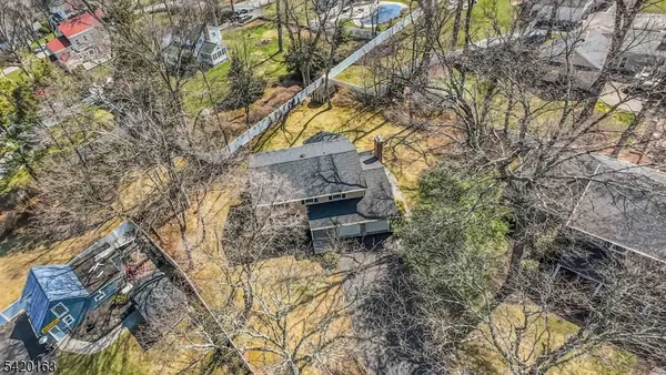 1 Sylvan Ct, Pequannock Twp., NJ 07444