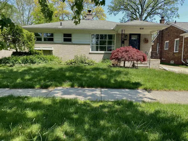 1614 Aline DR, Grosse Pointe Woods, MI 48236