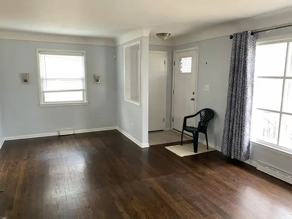 1614 Aline DR, Grosse Pointe Woods, MI 48236