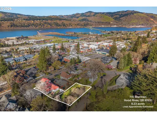 715 SHERMAN AVE, Hood River, OR 97031