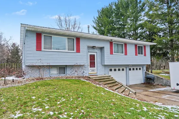 1750 Poplar PATH, Lincoln Twp, MI 49127