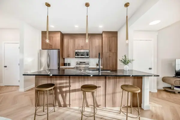 285 Cobblestone Gate, Airdrie, AB T4B 5W3