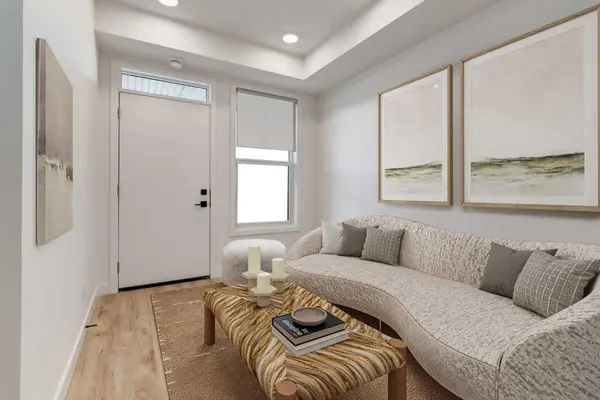 14800 1 ST NW #301, Calgary, AB T3P 2M3