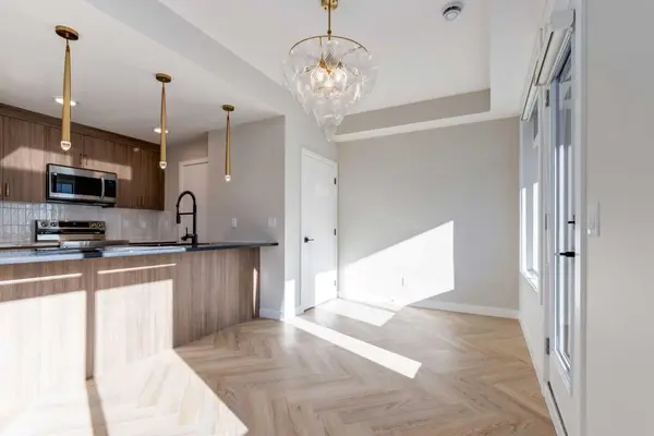 14800 1 ST NW #304, Calgary, AB T3P 2M3