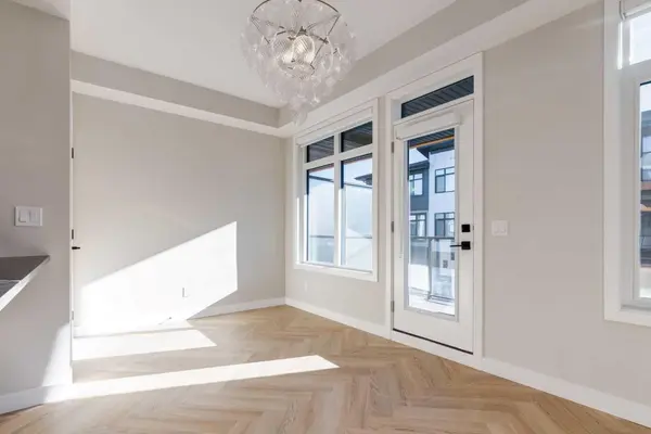 14800 1 ST NW #304, Calgary, AB T3P 2M3