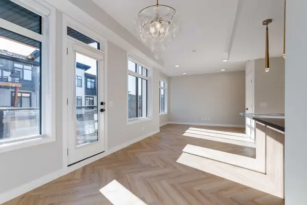 14800 1 ST NW #304, Calgary, AB T3P 2M3