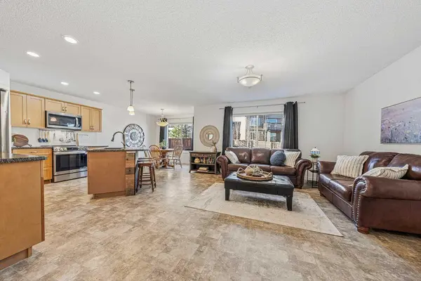 31 Jumping Pound Rise, Cochrane, AB T4C 0K4