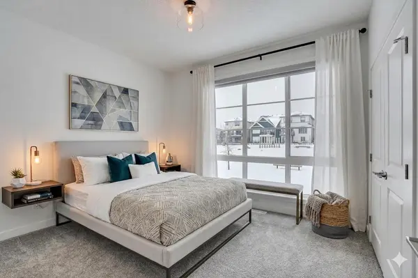 26 Amblehurst PATH NW, Calgary, AB T3P1W8