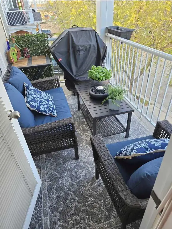 8000 Wentworth DR SW #504, Calgary, AB T3H 5K8