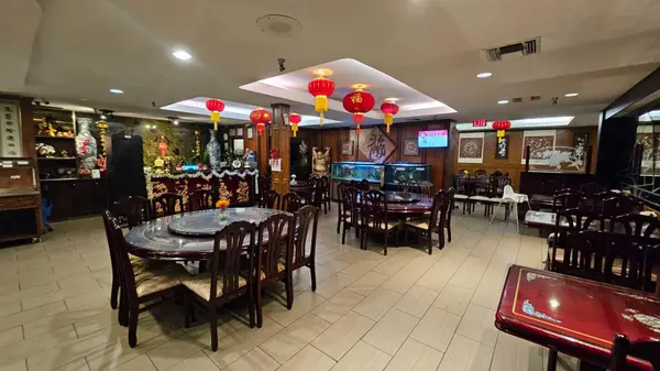 4410 17 AVE SE, Calgary, AB T2A 0P8