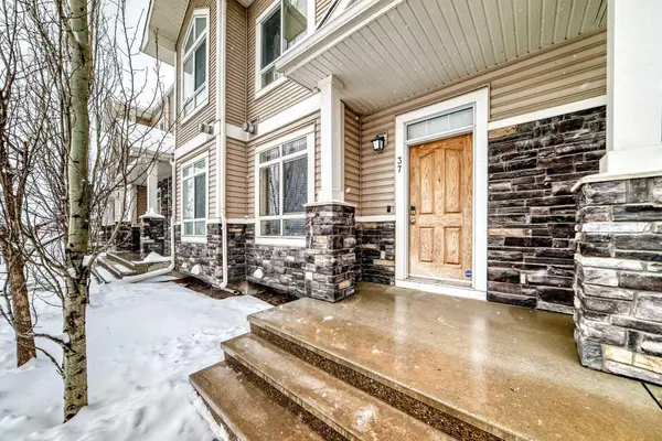 37 Skyview Ranch GDNS NE, Calgary, AB T2M3Y7