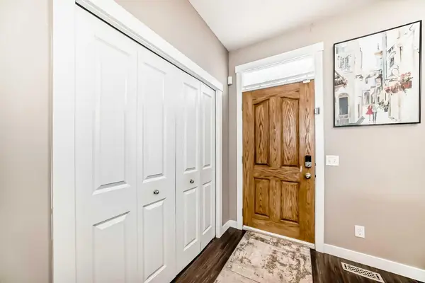 37 Skyview Ranch GDNS NE, Calgary, AB T2M3Y7