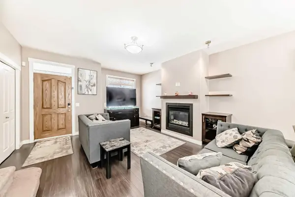 37 Skyview Ranch GDNS NE, Calgary, AB T2M3Y7