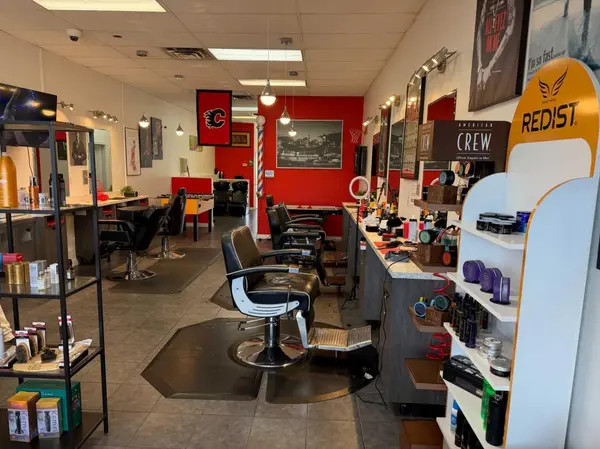 3151 34 AVE SE, Calgary, AB T2B 2M6