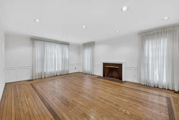 37 Wilket RD, Toronto C12, ON M2L 1N9