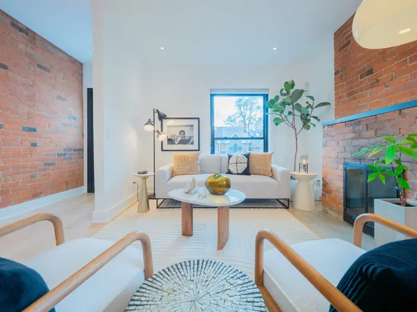 192 Withrow AVE, Toronto E01, ON M4K 1E1