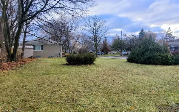 11 Hiley AVE, Ajax, ON L1S 6H3