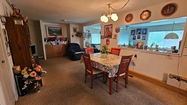 27 Mimosa DR, Innisfil, ON L9S 1P8