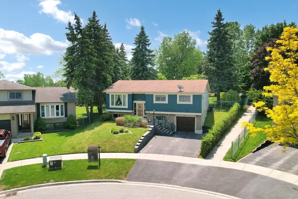 122 Valleyview CRES W, Bradford West Gwillimbury, ON L3Z 1S7