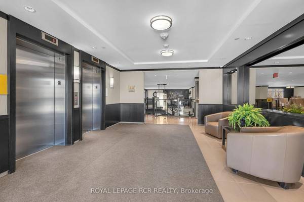 149 Church ST #416, King, ON L0G 1T0