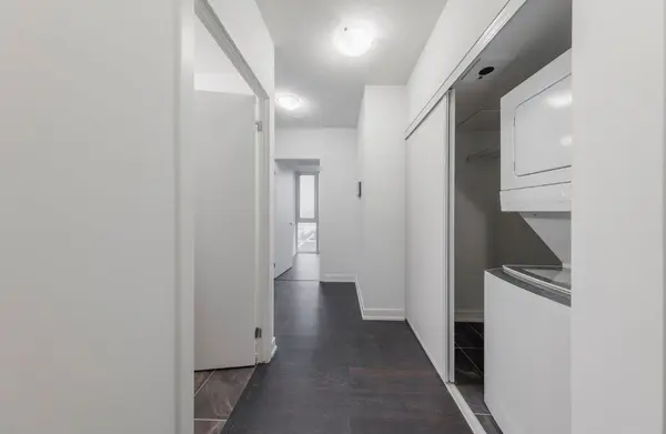 3200 Dakota Common N/A #B613, Burlington, ON L7M 2A9