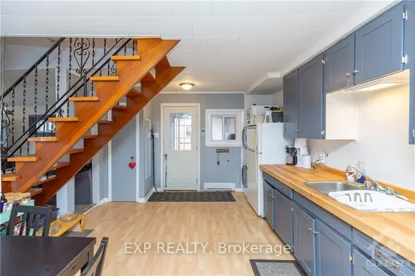 211 HARRIET ST #B, Arnprior, ON K7S 2T2