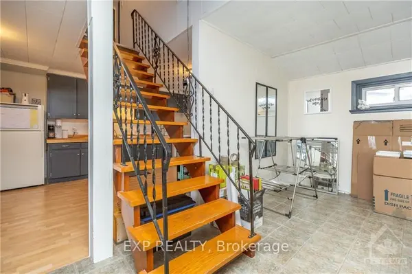 211 HARRIET ST #B, Arnprior, ON K7S 2T2